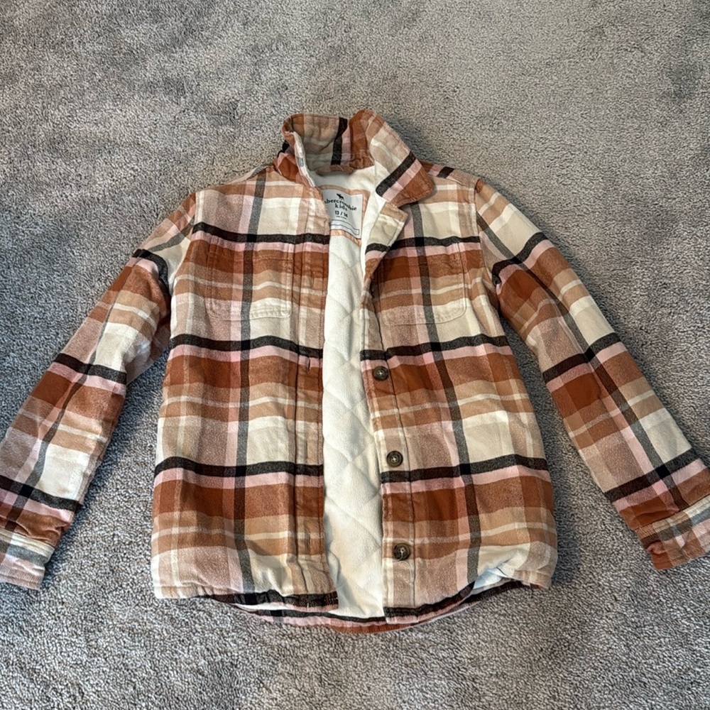 Abercrombie Kids plaid jacket size 13/14 super warm